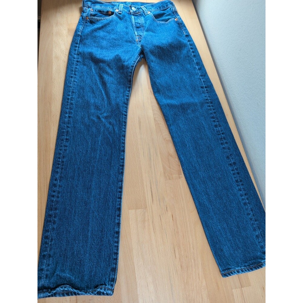 Levis 501 Jeans Mens 28x32 Blue Regular Straight 100% Cotton Denim Med Wash